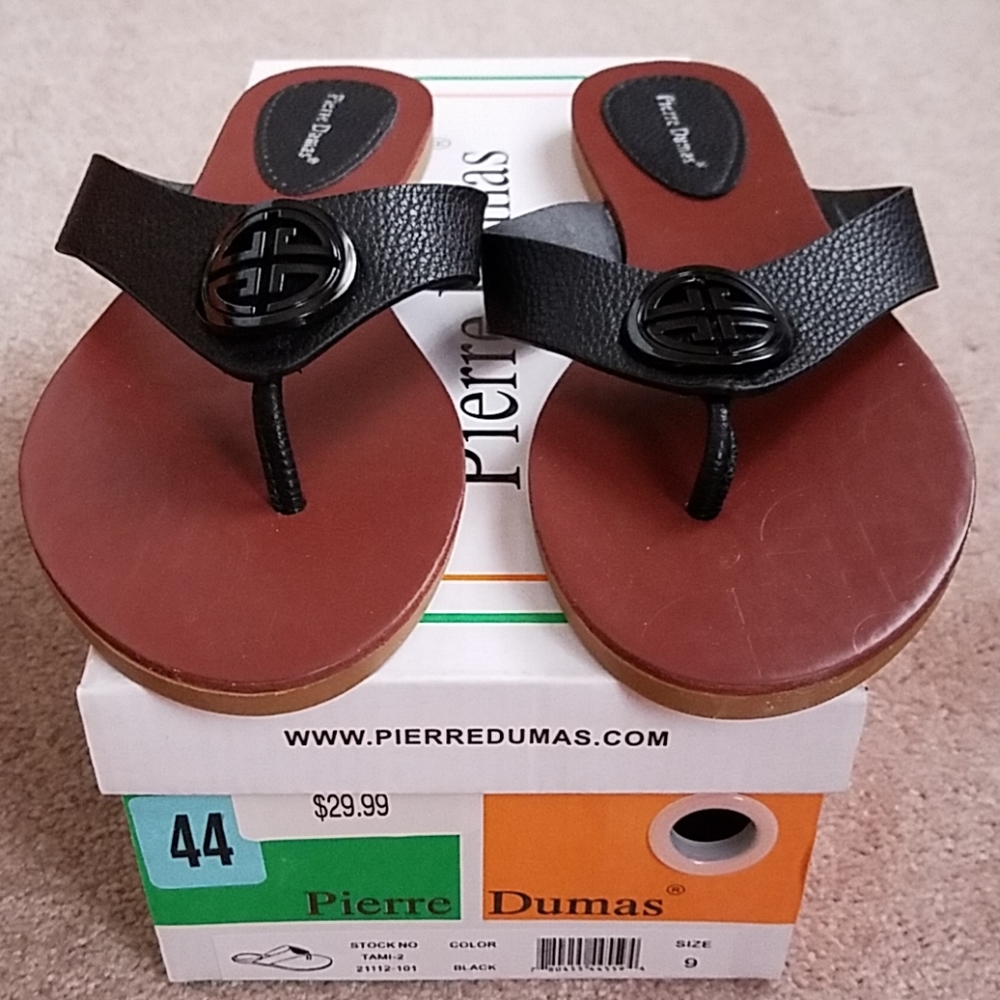 Brand New Pierre Dumas Slip on Sandals